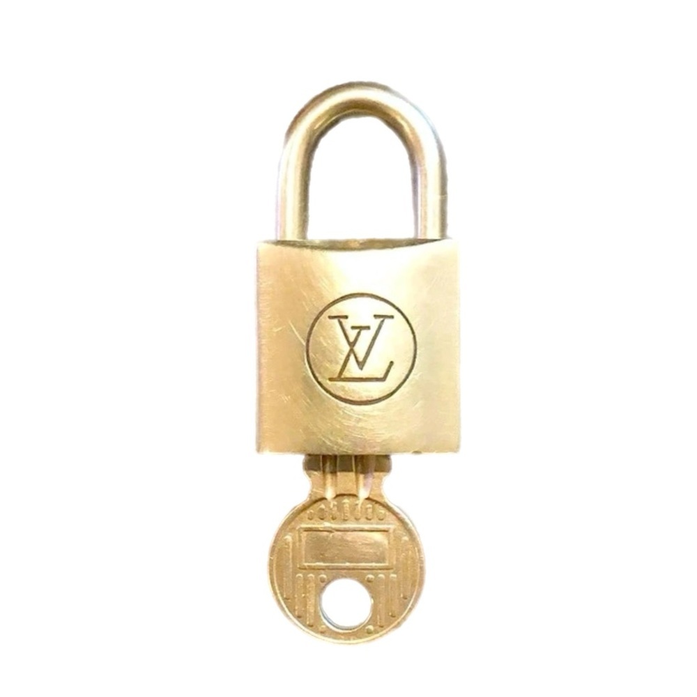 #208 Vintage Louis Vuitton Lock & Key